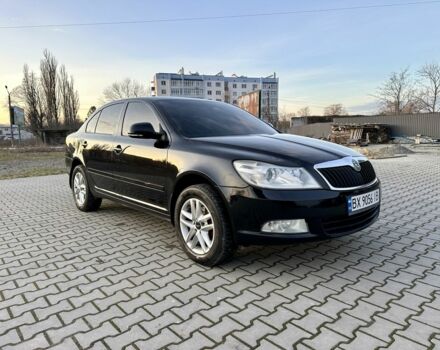 Черный Шкода Октавия, объемом двигателя 1.8 л и пробегом 209 тыс. км за 8600 $, фото 1 на Automoto.ua