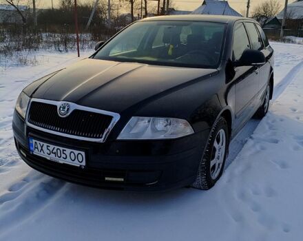 Черный Шкода Октавия, объемом двигателя 1.6 л и пробегом 27000 тыс. км за 7500 $, фото 1 на Automoto.ua