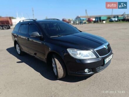 Шкода Октавия 2012 в Гребенке на Automoto.ua Черный Шкода Октавия, объемом двигателя 1.6 л и пробегом 225 тыс. км за 6800 $, фото 1 на Automoto.ua