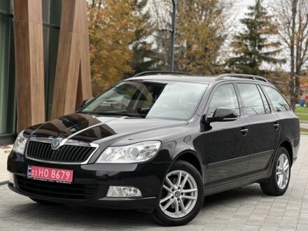 Черный Шкода Октавия, объемом двигателя 1.8 л и пробегом 195 тыс. км за 9750 $, фото 1 на Automoto.ua