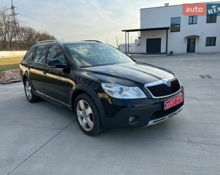 Чорний Шкода Октавія, об'ємом двигуна 2 л та пробігом 273 тис. км за 8500 $, фото 1 на Automoto.ua