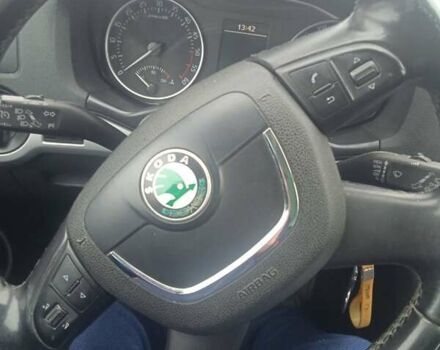 Чорний Шкода Октавія, об'ємом двигуна 1.6 л та пробігом 280 тис. км за 8000 $, фото 1 на Automoto.ua