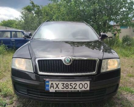 Черный Шкода Октавия, объемом двигателя 1.6 л и пробегом 270 тыс. км за 7300 $, фото 1 на Automoto.ua