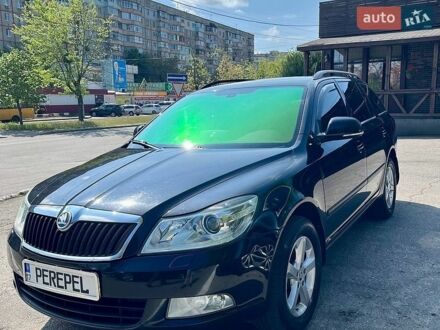Черный Шкода Октавия, объемом двигателя 1.6 л и пробегом 223 тыс. км за 10000 $, фото 1 на Automoto.ua