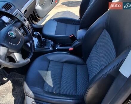 Чорний Шкода Октавія, об'ємом двигуна 1.39 л та пробігом 254 тис. км за 7000 $, фото 1 на Automoto.ua