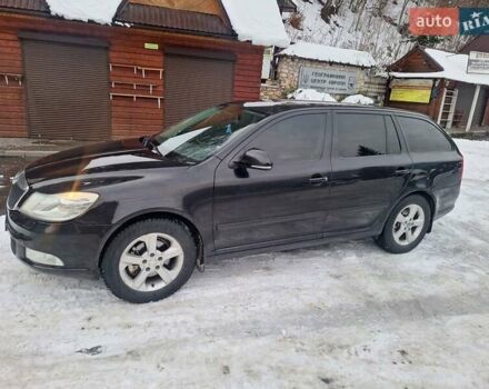 Черный Шкода Октавия, объемом двигателя 2 л и пробегом 322 тыс. км за 7900 $, фото 1 на Automoto.ua
