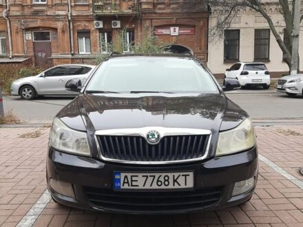 Чорний Шкода Октавія, об'ємом двигуна 2 л та пробігом 324 тис. км за 6000 $, фото 1 на Automoto.ua