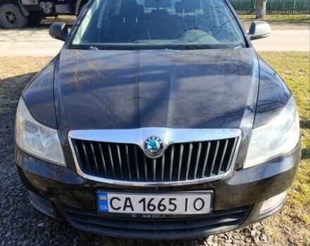 Черный Шкода Октавия, объемом двигателя 1.6 л и пробегом 230 тыс. км за 7000 $, фото 1 на Automoto.ua