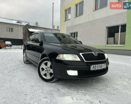 Черный Шкода Октавия, объемом двигателя 1.6 л и пробегом 260 тыс. км за 7555 $, фото 1 на Automoto.ua
