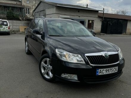 Черный Шкода Октавия, объемом двигателя 2 л и пробегом 320 тыс. км за 9500 $, фото 1 на Automoto.ua