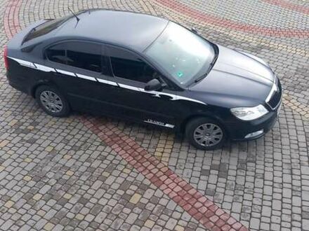 Чорний Шкода Октавія, об'ємом двигуна 1.6 л та пробігом 221 тис. км за 8899 $, фото 1 на Automoto.ua