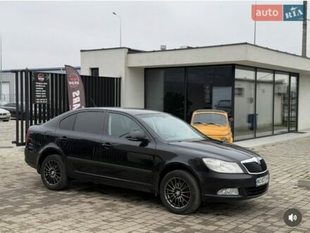 Черный Шкода Октавия, объемом двигателя 1.8 л и пробегом 224 тыс. км за 6400 $, фото 1 на Automoto.ua