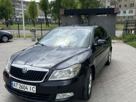 Черный Шкода Октавия, объемом двигателя 1.6 л и пробегом 259 тыс. км за 7500 $, фото 1 на Automoto.ua