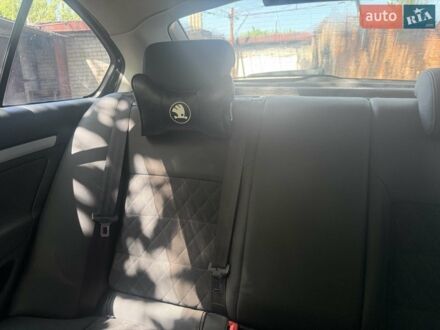 Чорний Шкода Октавія, об'ємом двигуна 1.6 л та пробігом 217 тис. км за 9100 $, фото 1 на Automoto.ua