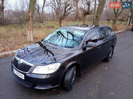 Чорний Шкода Октавія, об'ємом двигуна 1.6 л та пробігом 250 тис. км за 7600 $, фото 1 на Automoto.ua