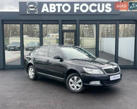 Черный Шкода Октавия, объемом двигателя 1.8 л и пробегом 159 тыс. км за 7990 $, фото 1 на Automoto.ua