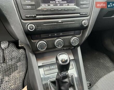 Чорний Шкода Октавія, об'ємом двигуна 1.6 л та пробігом 305 тис. км за 10700 $, фото 1 на Automoto.ua