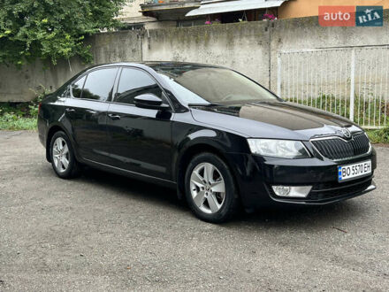 Черный Шкода Октавия, объемом двигателя 1.2 л и пробегом 267 тыс. км за 8500 $, фото 1 на Automoto.ua