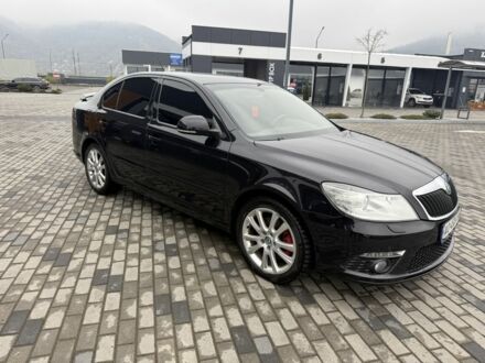 Шкода Октавия 2013 в Хусте на Automoto.ua Черный Шкода Октавия, объемом двигателя 2 л и пробегом 270 тыс. км за 10300 $, фото 1 на Automoto.ua