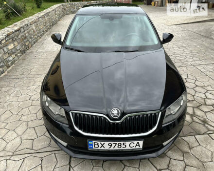 Черный Шкода Октавия, объемом двигателя 1.6 л и пробегом 296 тыс. км за 9500 $, фото 1 на Automoto.ua