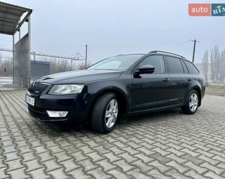 Черный Шкода Октавия, объемом двигателя 1.6 л и пробегом 267 тыс. км за 9500 $, фото 1 на Automoto.ua