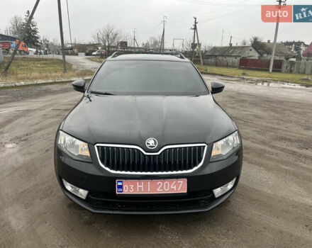 Черный Шкода Октавия, объемом двигателя 2 л и пробегом 296 тыс. км за 11800 $, фото 1 на Automoto.ua