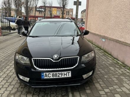 Черный Шкода Октавия, объемом двигателя 1.6 л и пробегом 243 тыс. км за 9700 $, фото 1 на Automoto.ua
