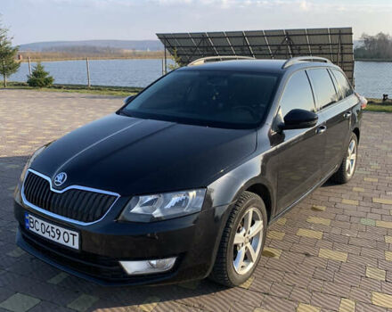 Черный Шкода Октавия, объемом двигателя 1.6 л и пробегом 279 тыс. км за 9800 $, фото 1 на Automoto.ua