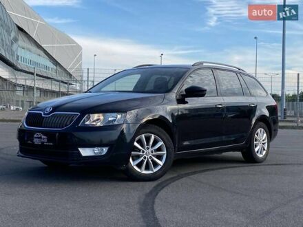 Шкода Октавия 2015 в Львове на Automoto.ua Черный Шкода Октавия, объемом двигателя 1.6 л и пробегом 226 тыс. км за 10490 $, фото 1 на Automoto.ua