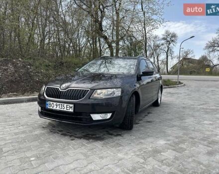 Черный Шкода Октавия, объемом двигателя 1.6 л и пробегом 227 тыс. км за 13200 $, фото 1 на Automoto.ua
