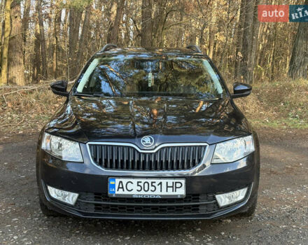 Чорний Шкода Октавія, об'ємом двигуна 1.6 л та пробігом 263 тис. км за 11200 $, фото 1 на Automoto.ua