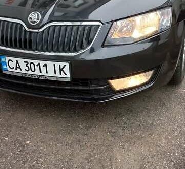 Шкода Октавия 2016 в Черкассах на Automoto.ua Черный Шкода Октавия, объемом двигателя 1.6 л и пробегом 326 тыс. км за 13000 $, фото 1 на Automoto.ua