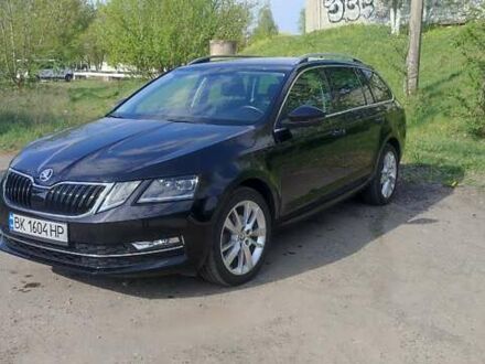 Шкода Октавия 2017 в Вараш (Кузнецовск) на Automoto.ua Черный Шкода Октавия, объемом двигателя 1.6 л и пробегом 208 тыс. км за 15500 $, фото 1 на Automoto.ua