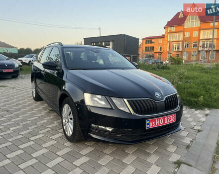 Чорний Шкода Октавія, об'ємом двигуна 1.6 л та пробігом 231 тис. км за 13200 $, фото 1 на Automoto.ua