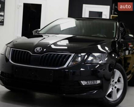 Черный Шкода Октавия, объемом двигателя 1.97 л и пробегом 252 тыс. км за 13999 $, фото 1 на Automoto.ua