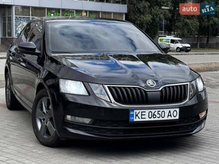 Чорний Шкода Октавія, об'ємом двигуна 1.6 л та пробігом 245 тис. км за 12900 $, фото 1 на Automoto.ua
