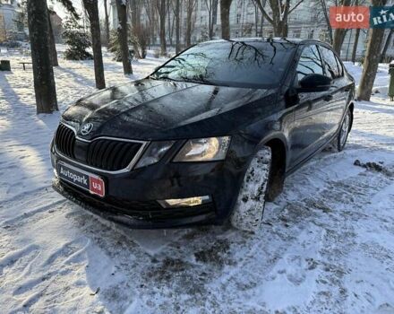 Чорний Шкода Октавія, об'ємом двигуна 1.6 л та пробігом 170 тис. км за 13490 $, фото 1 на Automoto.ua