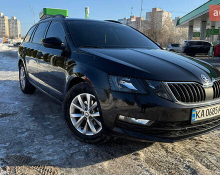 Черный Шкода Октавия, объемом двигателя 1.6 л и пробегом 265 тыс. км за 13300 $, фото 1 на Automoto.ua