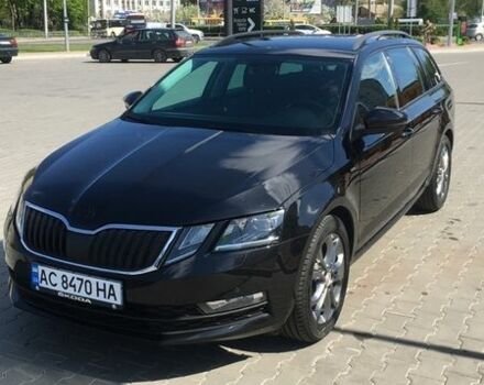 Черный Шкода Октавия, объемом двигателя 1.6 л и пробегом 274 тыс. км за 13000 $, фото 1 на Automoto.ua