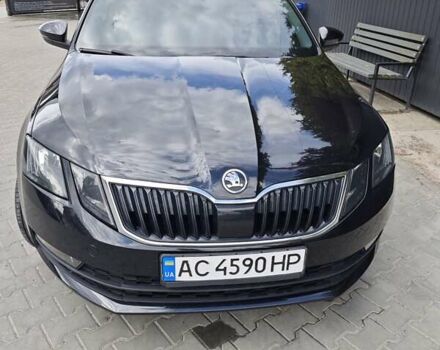 Черный Шкода Октавия, объемом двигателя 2 л и пробегом 286 тыс. км за 13900 $, фото 1 на Automoto.ua
