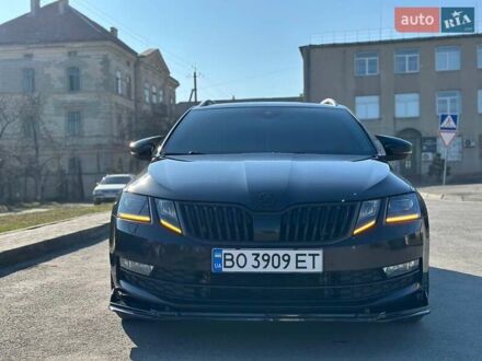 Шкода Октавия 2017 в Тернополе на Automoto.ua Черный Шкода Октавия, объемом двигателя 1.97 л и пробегом 294 тыс. км за 15800 $, фото 1 на Automoto.ua