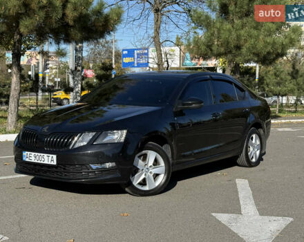 Шкода Октавія 2017 у Одесі на Automoto.ua Чорний Шкода Октавія, об'ємом двигуна 1.8 л та пробігом 260 тис. км за 14700 $, фото 1 на Automoto.ua