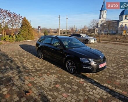 Черный Шкода Октавия, объемом двигателя 2 л и пробегом 252 тыс. км за 16500 $, фото 1 на Automoto.ua