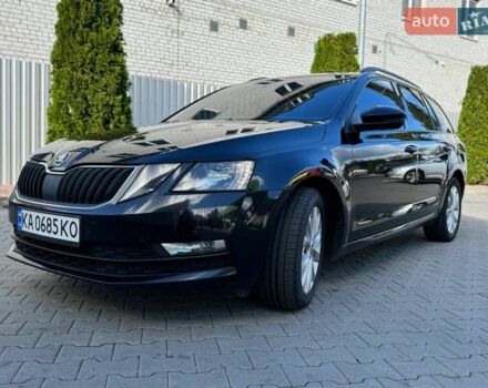 Черный Шкода Октавия, объемом двигателя 1.6 л и пробегом 265 тыс. км за 12800 $, фото 1 на Automoto.ua