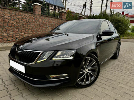 Шкода Октавія 2017 у Хмельницькому на Automoto.ua Чорний Шкода Октавія, об'ємом двигуна 2 л та пробігом 216 тис. км за 18400 $, фото 1 на Automoto.ua