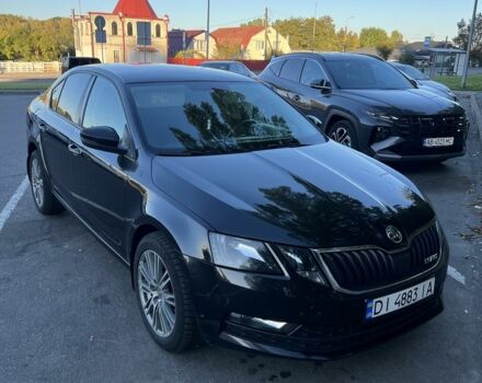 Черный Шкода Октавия, объемом двигателя 1.4 л и пробегом 129 тыс. км за 11198 $, фото 1 на Automoto.ua