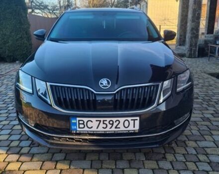 Чорний Шкода Октавія, об'ємом двигуна 1.6 л та пробігом 263 тис. км за 15000 $, фото 1 на Automoto.ua