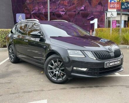 Шкода Октавія 2017 у Києві на Automoto.ua Чорний Шкода Октавія, об'ємом двигуна 1.97 л та пробігом 317 тис. км за 16290 $, фото 1 на Automoto.ua