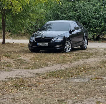 Черный Шкода Октавия, объемом двигателя 1.97 л и пробегом 301 тыс. км за 16500 $, фото 1 на Automoto.ua