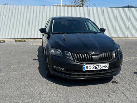 Шкода Октавия 2017 в Ужгороде на Automoto.ua Черный Шкода Октавия, объемом двигателя 1.6 л и пробегом 285 тыс. км за 13500 $, фото 1 на Automoto.ua